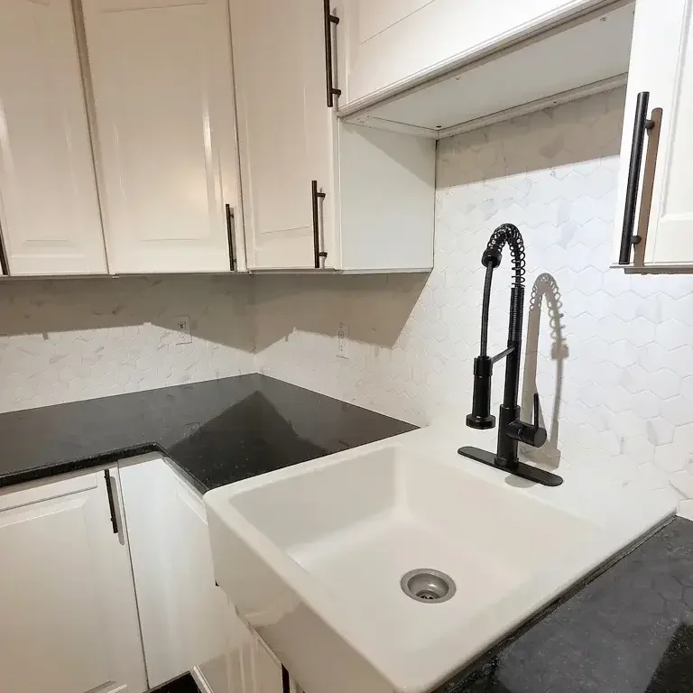 Backsplash installation — photo 9