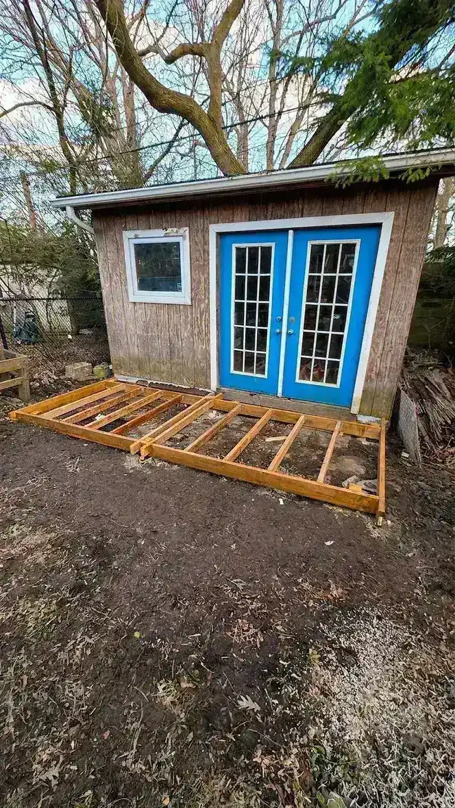 Small deck for shed — photo 4